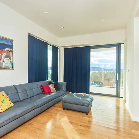 Sapphire Lagoon Villa