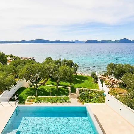 Villa Sapphire Lagoon *