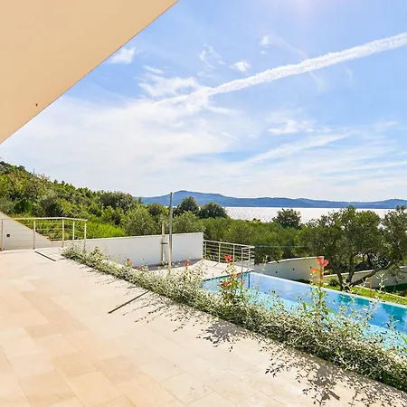 Villa Sapphire Lagoon